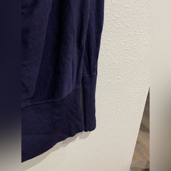 Lululemon Athletic Slouchy Sweater Wool Blend Athleisure Navy Preppy Stretch - Picture 7 of 10